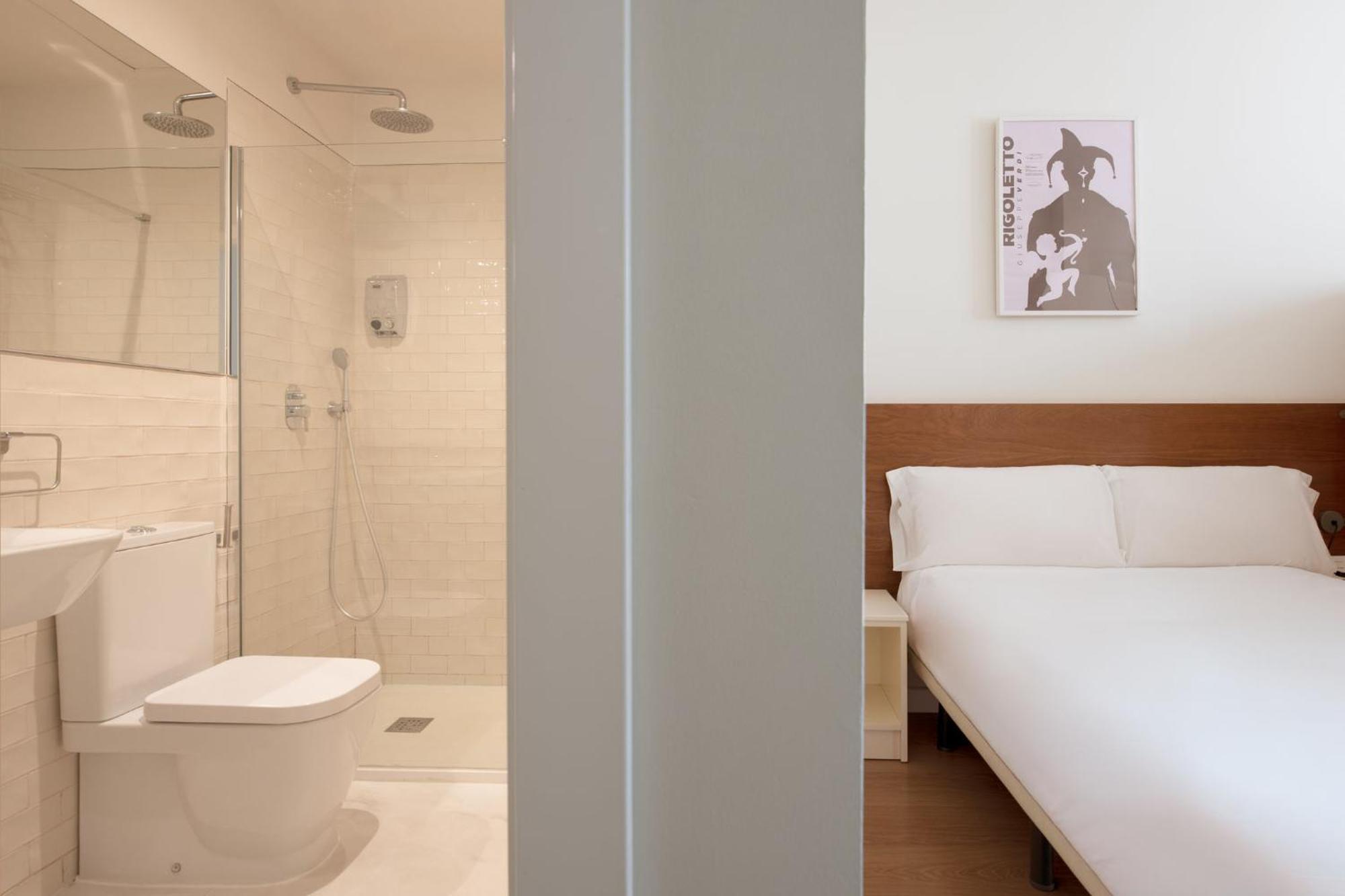 Opera Apartments Alameda Sevilla Exteriör bild